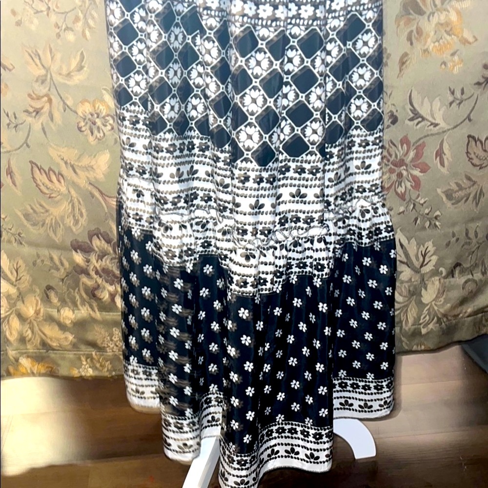 Me 2 Magic Black and White Hippie boho maxi dress with 3/4 Sleeves